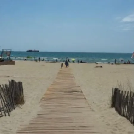 Cap D'agde Apartament *